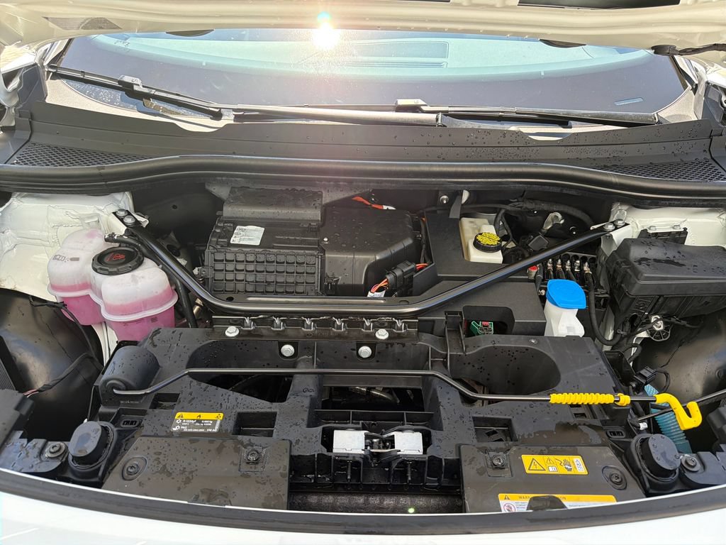 Certified 2025 Volkswagen ID.4 Pro S Plus AWD/4WD image 24