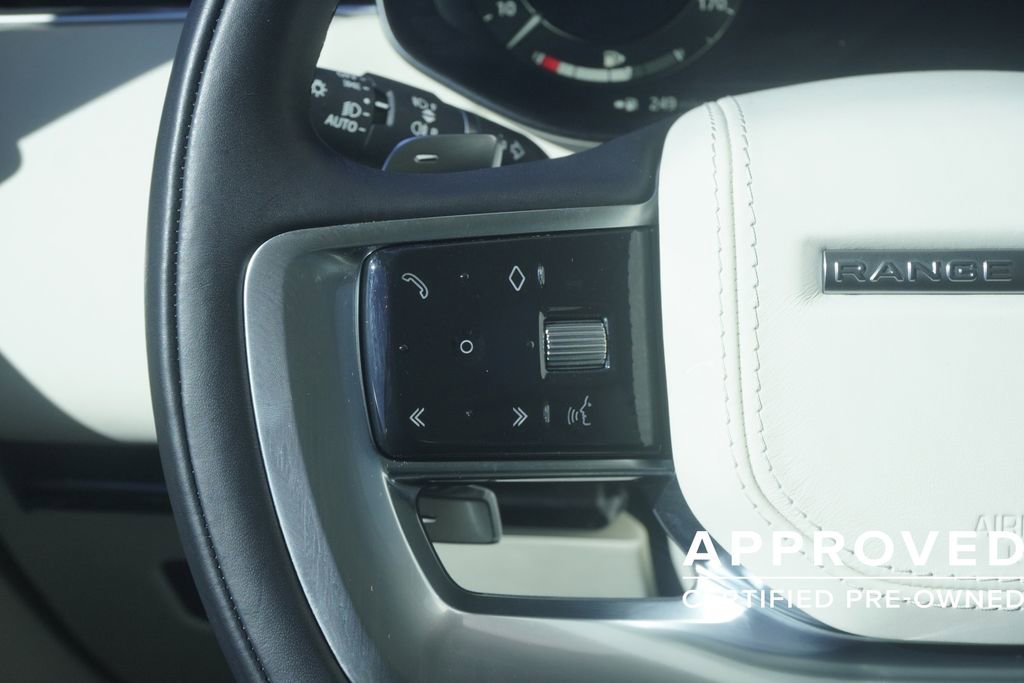 Used 2023 Land Rover Range Rover SE image 12