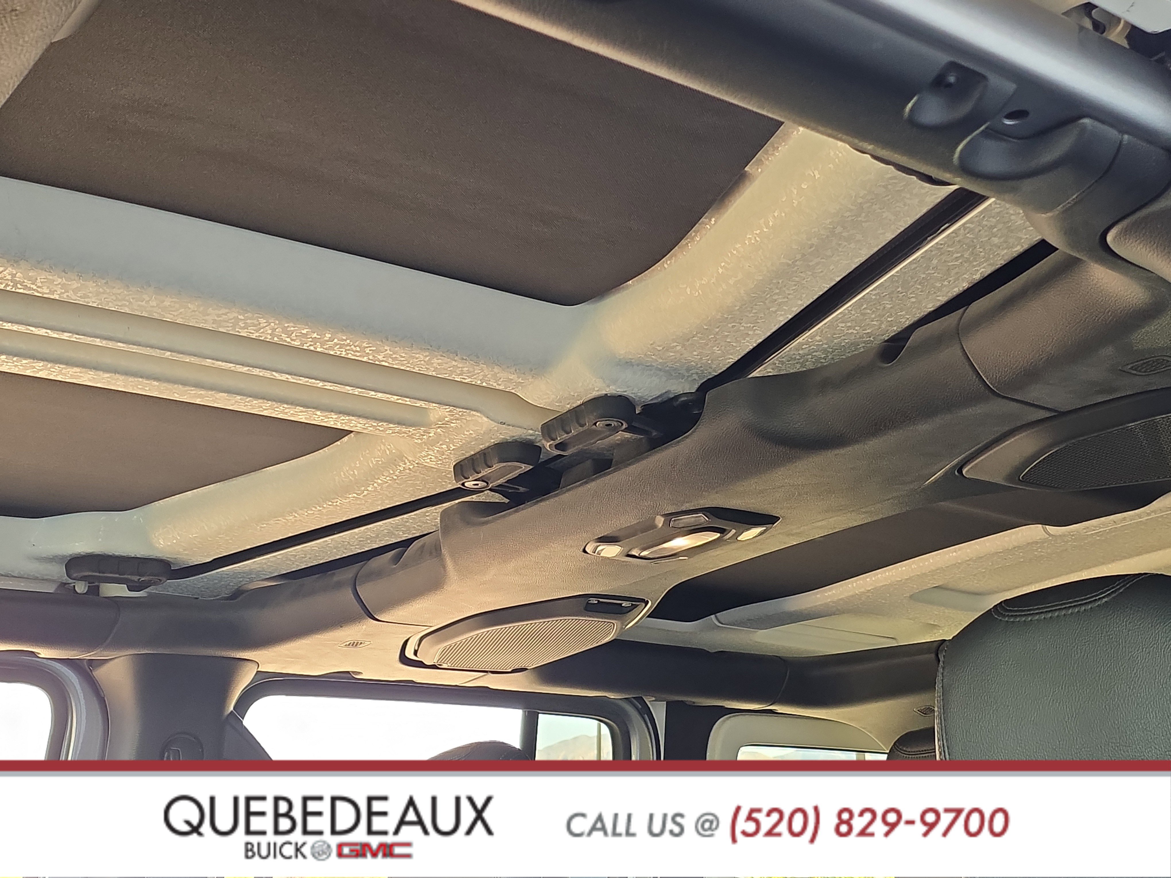 Used 2018 Jeep Wrangler Unlimited Rubicon AWD/4WD image 12