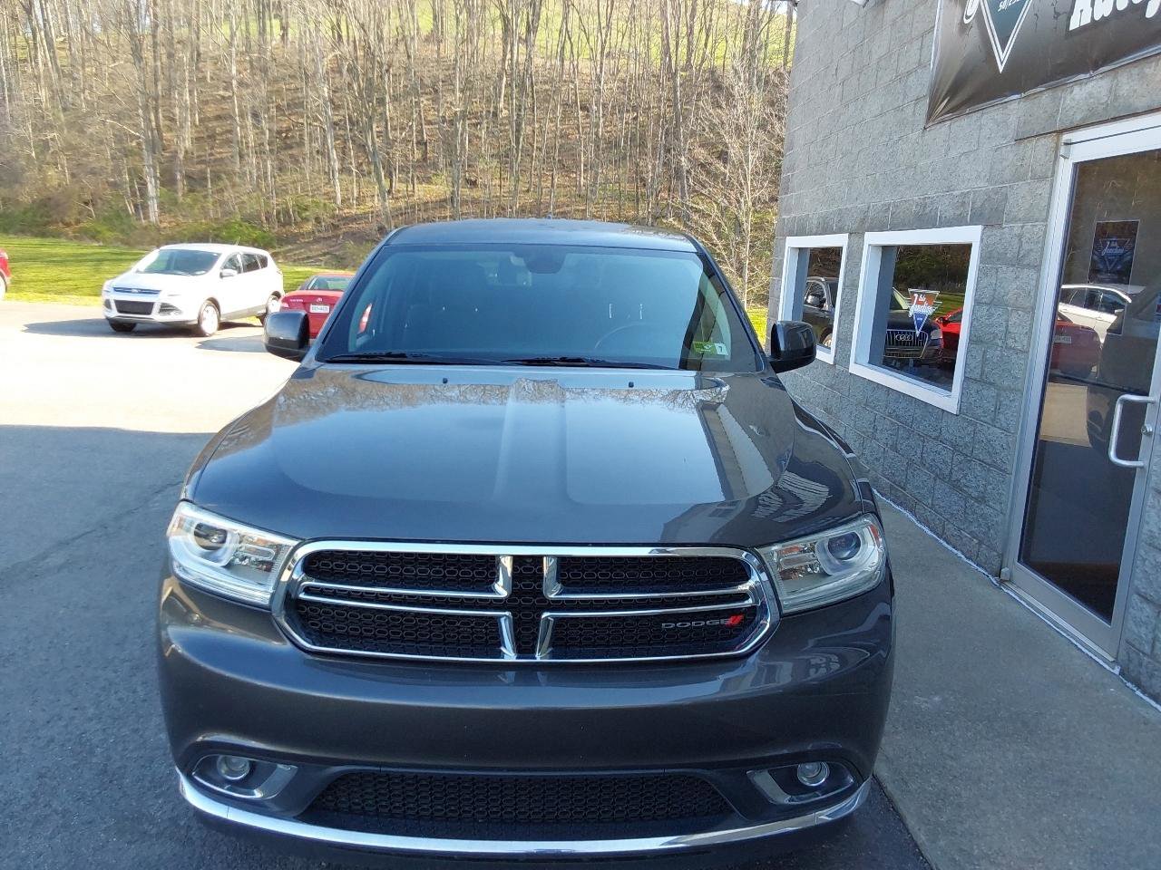 Used 2019 Dodge Durango SXT w/ 3rd Row Seating Group image 8