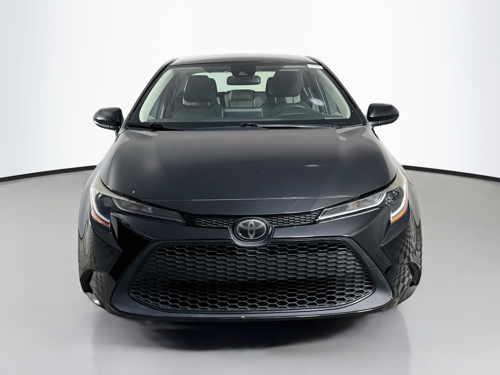 Used 2020 Toyota Corolla LE FWD video 2