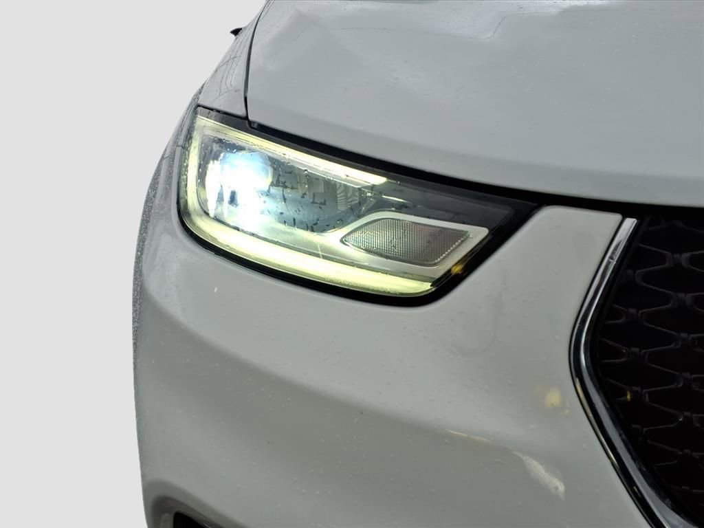 Used 2023 Chrysler Pacifica Touring-L image 7