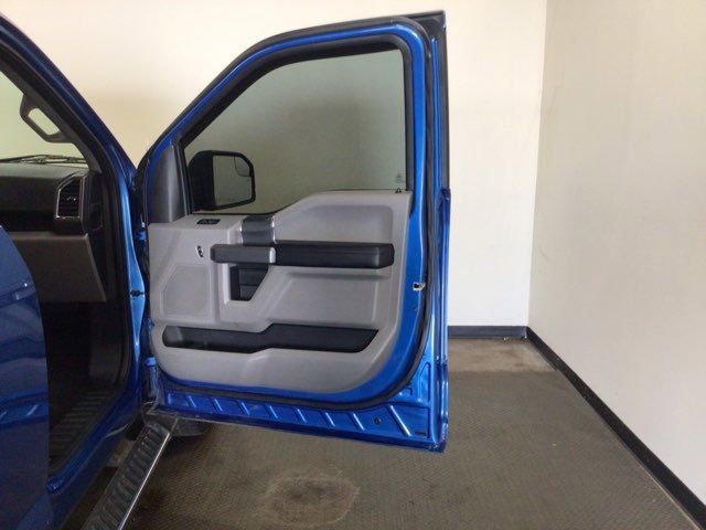 Used 2015 Ford F150 XLT w/ Equipment Group 302A Luxury image 17