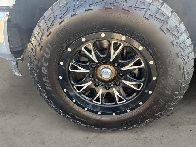 Used 2021 Ford F250 XL w/ Power Equipment Group RWD image 9