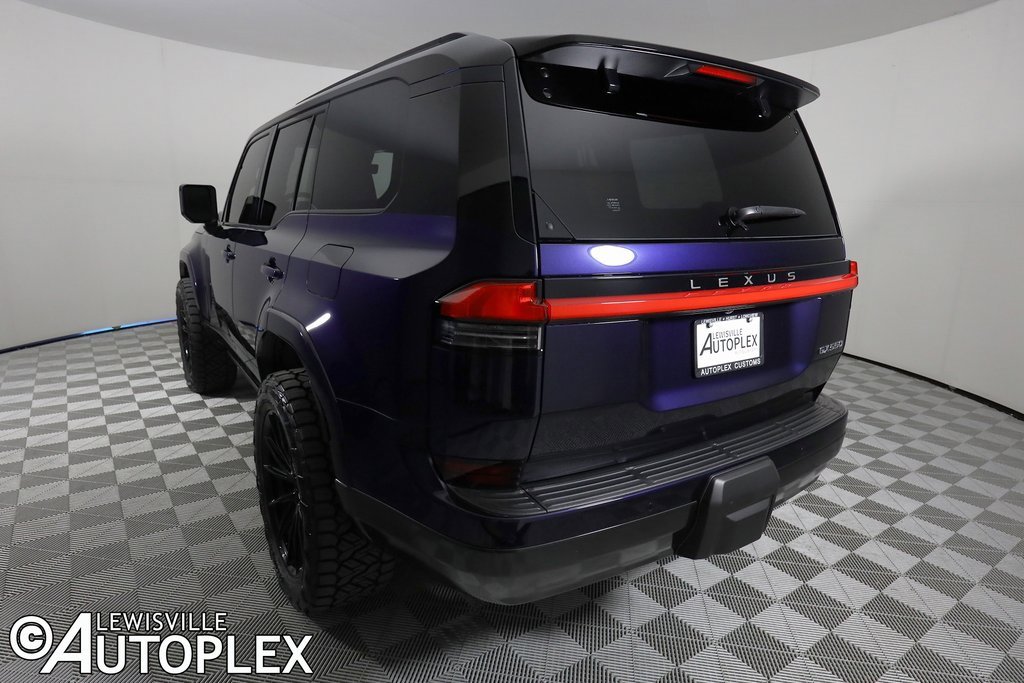 Used 2025 Lexus GX 550 w/ Accessory Package (2T) image 7