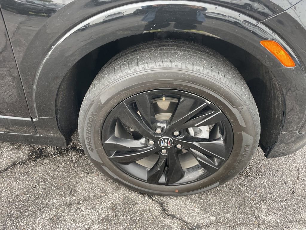 Used 2024 Buick Encore GX Sport Touring image 39