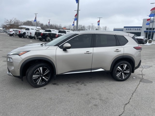 Used 2023 Nissan Rogue Platinum w/ Platinum Premium Package image 6