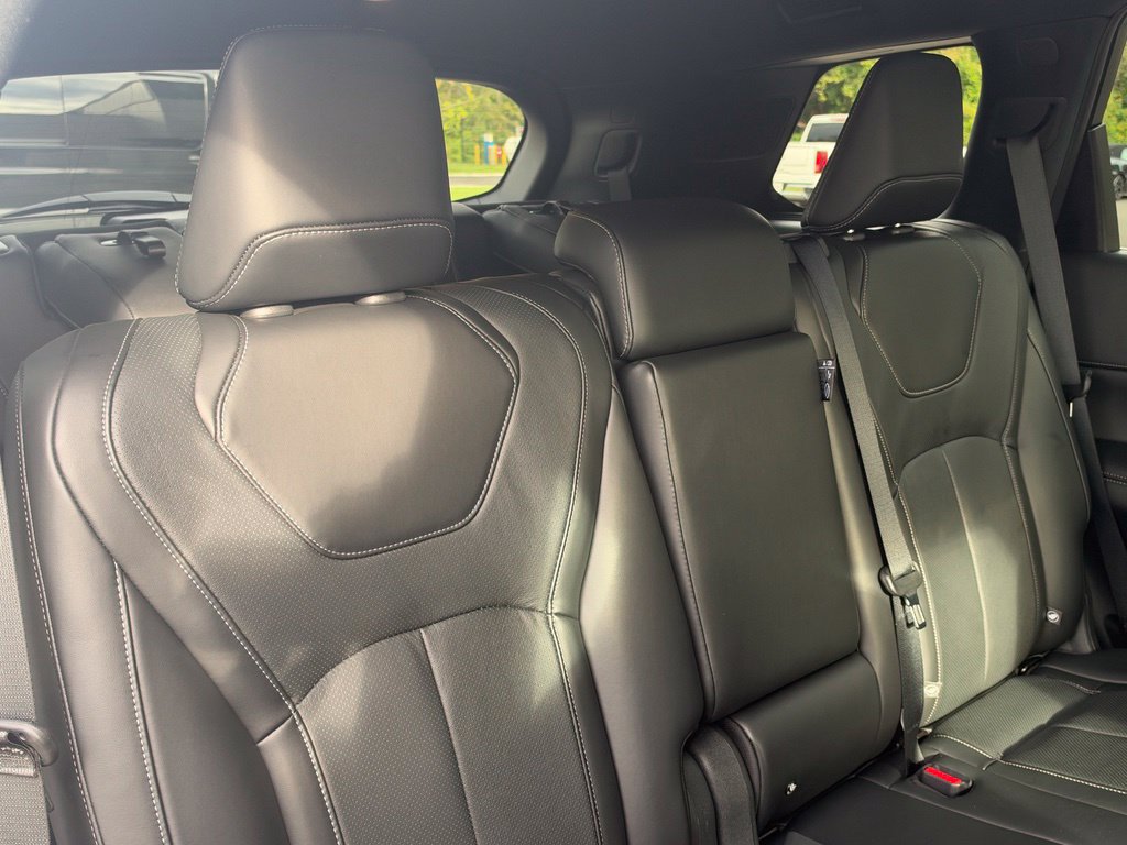 Used 2025 INFINITI QX60 Luxe w/ Black Edition AWD/4WD image 32