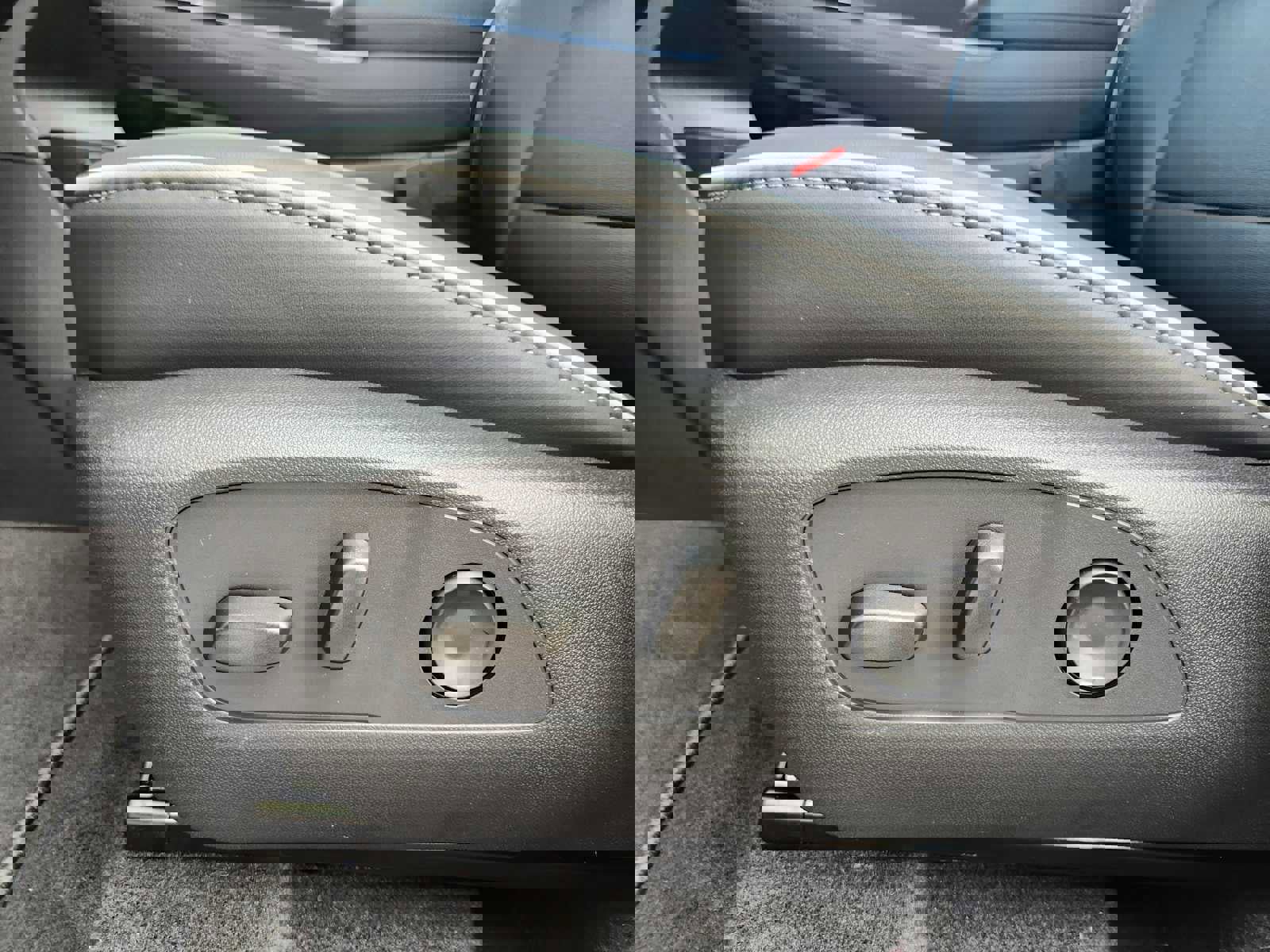 New 2026 Buick Enclave Preferred image 9