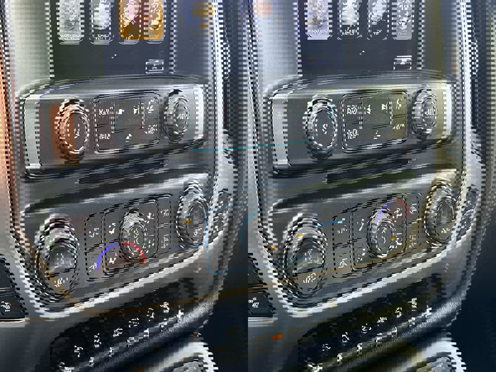 Used 2019 Chevrolet Silverado 2500 LTZ w/ Duramax Plus Package image 15