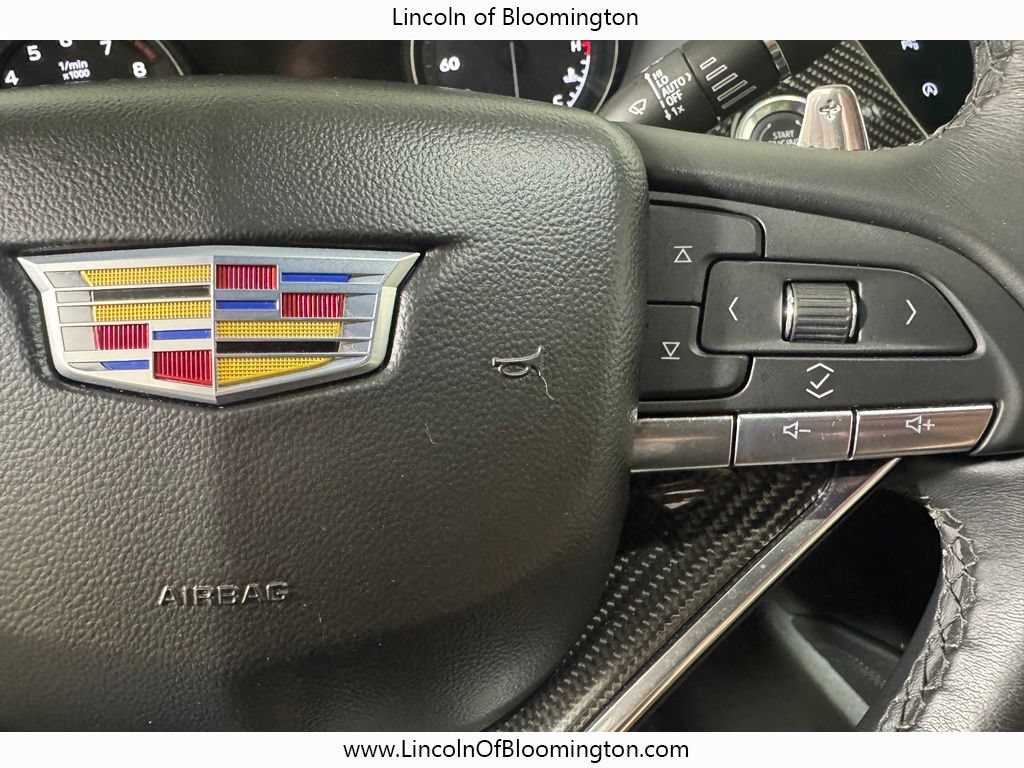 Used 2024 Cadillac XT6 Sport w/ LPO, Onyx Lite Package AWD/4WD image 27