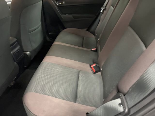 Used 2017 Toyota Corolla LE w/ Carpet Mat Package (TMS) FWD image 18