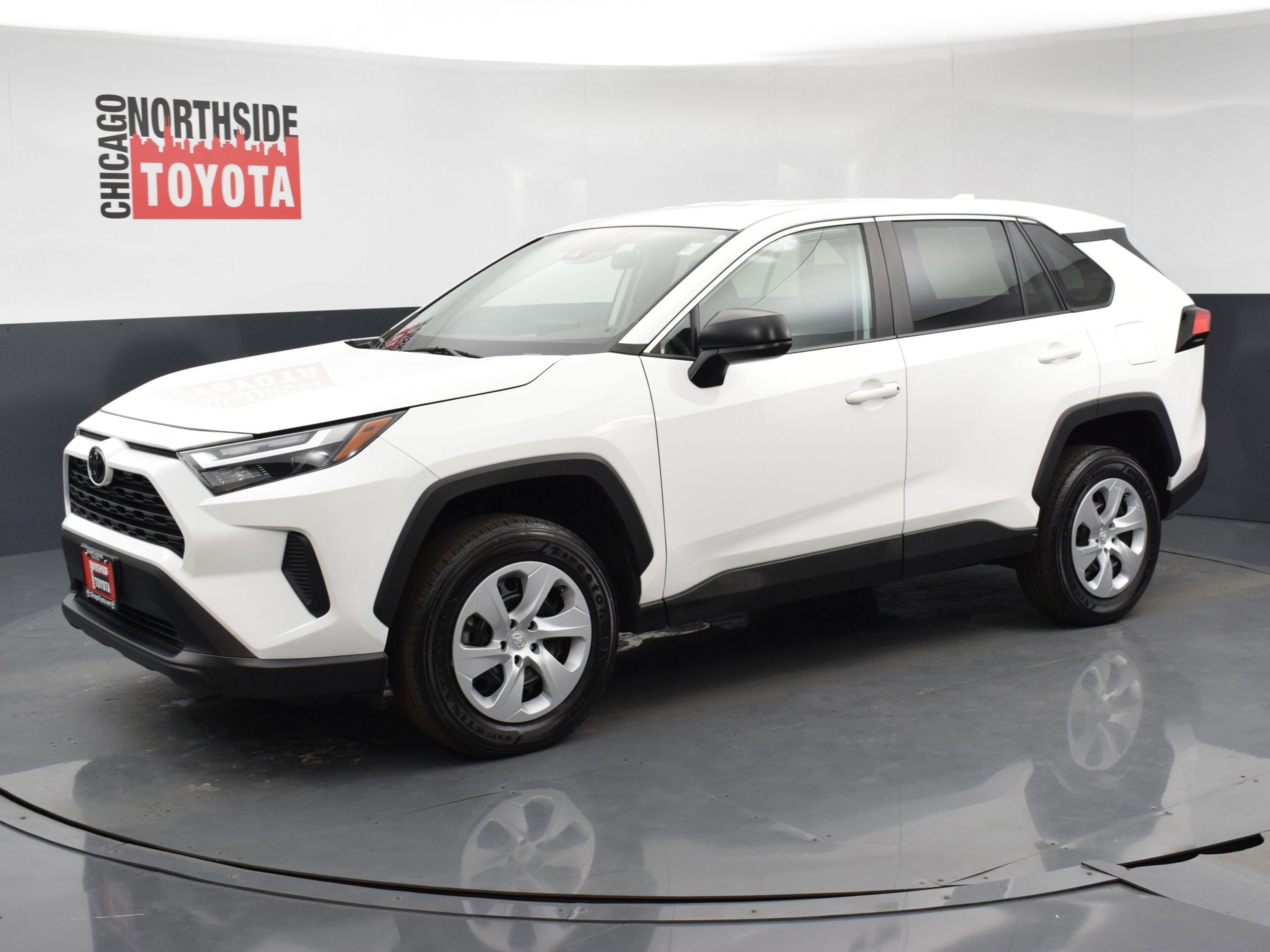 Used 2024 Toyota RAV4 LE image 8