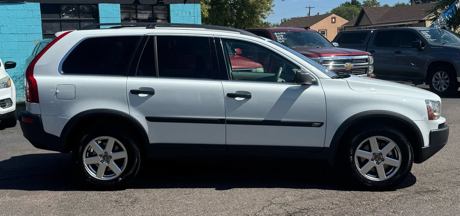 Used 2005 Volvo XC90 2.5T AWD/4WD image 2