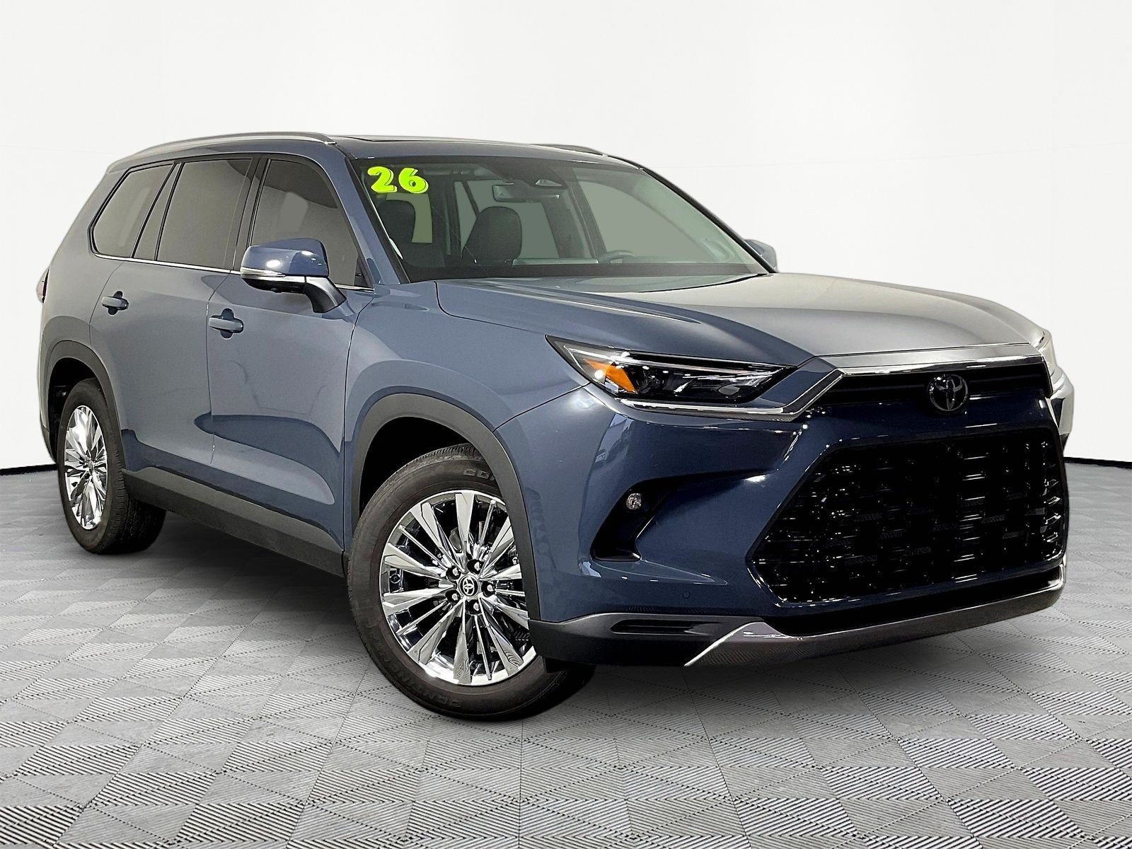 Used 2026 Toyota Grand Highlander AWD image 3