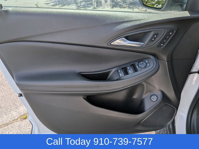 Used 2023 Buick Encore GX Essence w/ Experience Buick Package FWD image 11