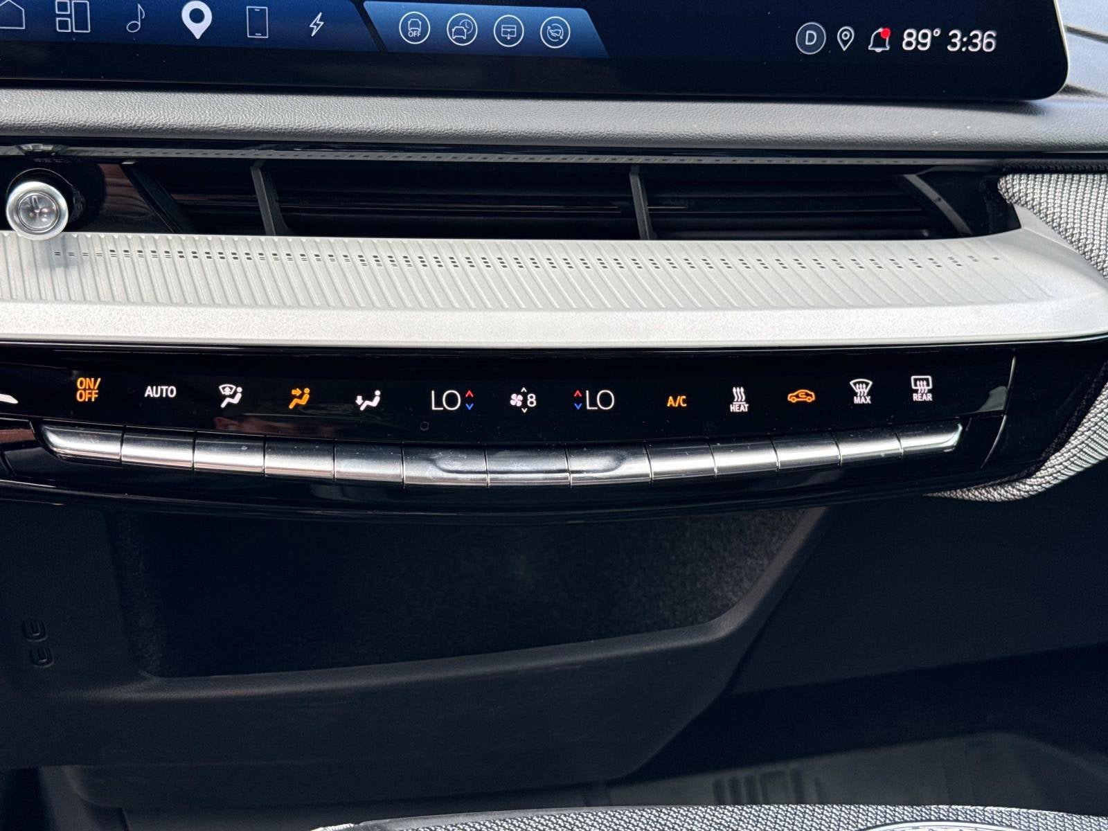 Certified 2025 Cadillac Optiq Luxury 2 w/ LPO, Floor Liner Package AWD/4WD image 22