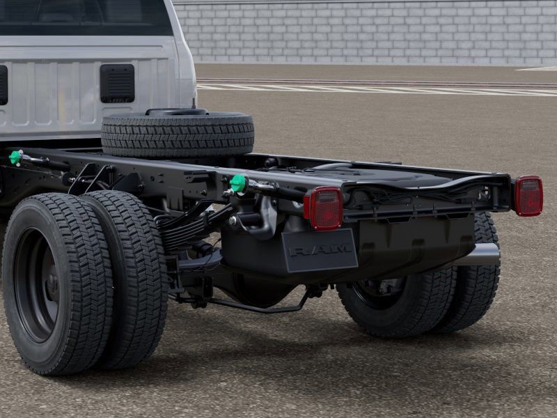 New 2026 RAM 5500 Tradesman AWD/4WD image 13