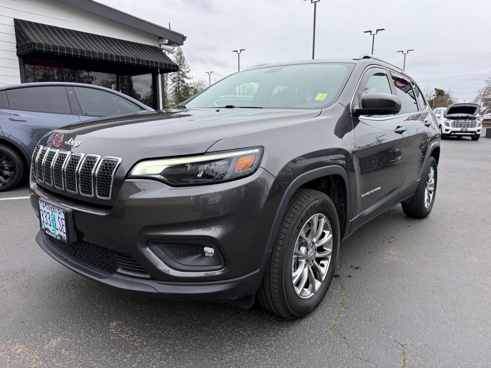 Used 2019 Jeep Cherokee Latitude Plus image 14