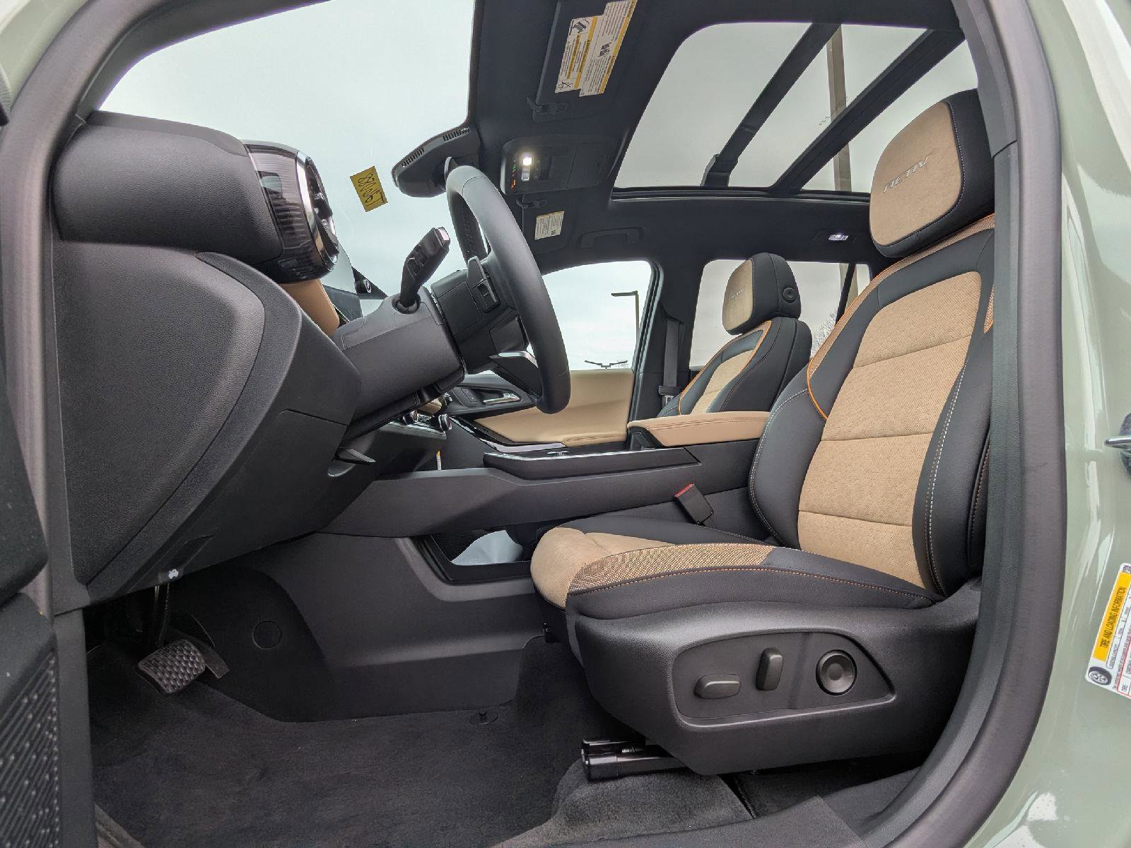 New 2026 Chevrolet Equinox ACTIV w/ Convenience Package III image 53