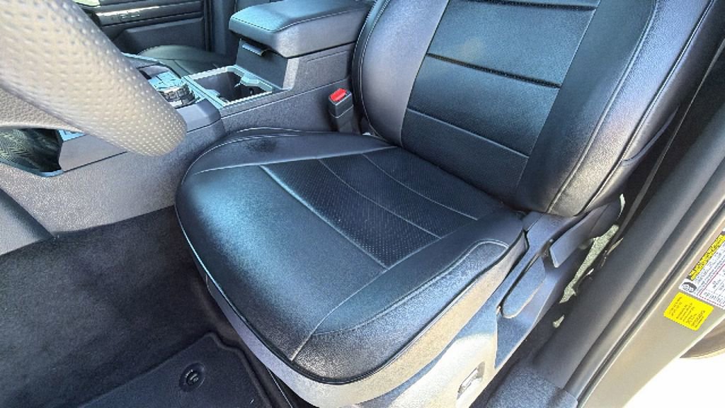 Used 2025 Toyota Tacoma TRD Off-Road image 14