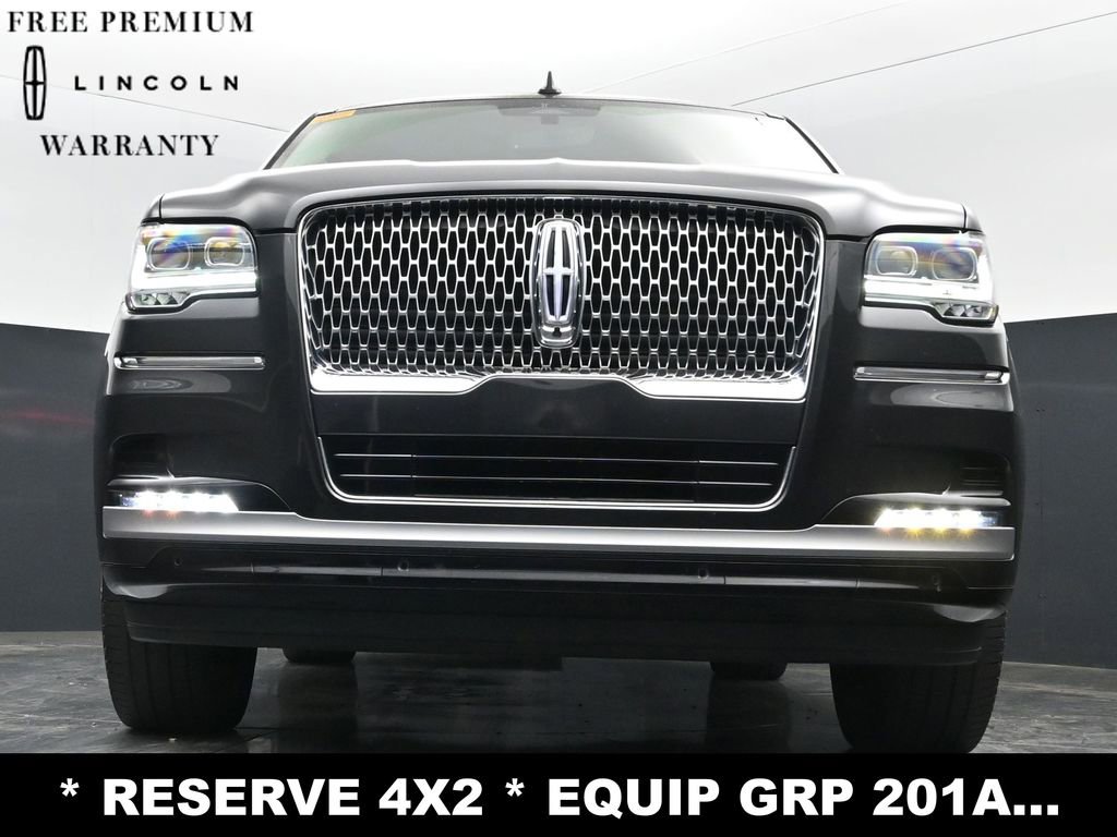 Used 2022 Lincoln Navigator Reserve image 23