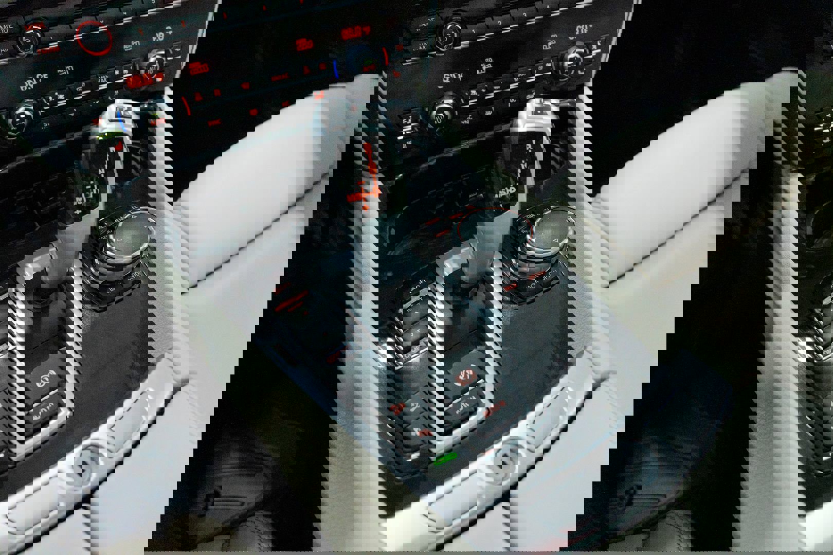 Used 2015 BMW 535i Gran Turismo xDrive image 35