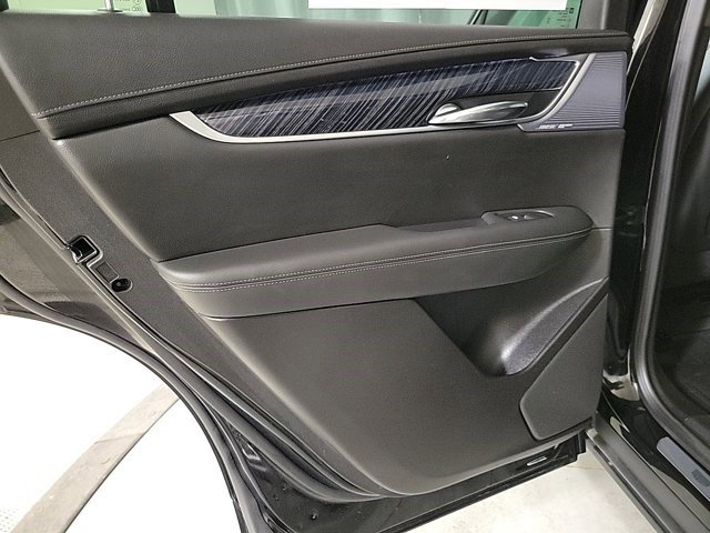 Certified 2024 Cadillac XT6 Premium Luxury w/ LPO, Floor Liner Package image 18