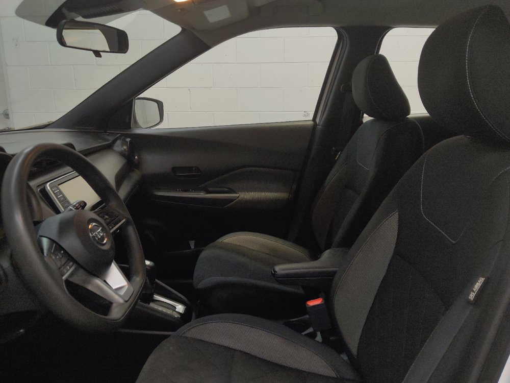 Used 2020 Nissan Kicks S FWD image 17
