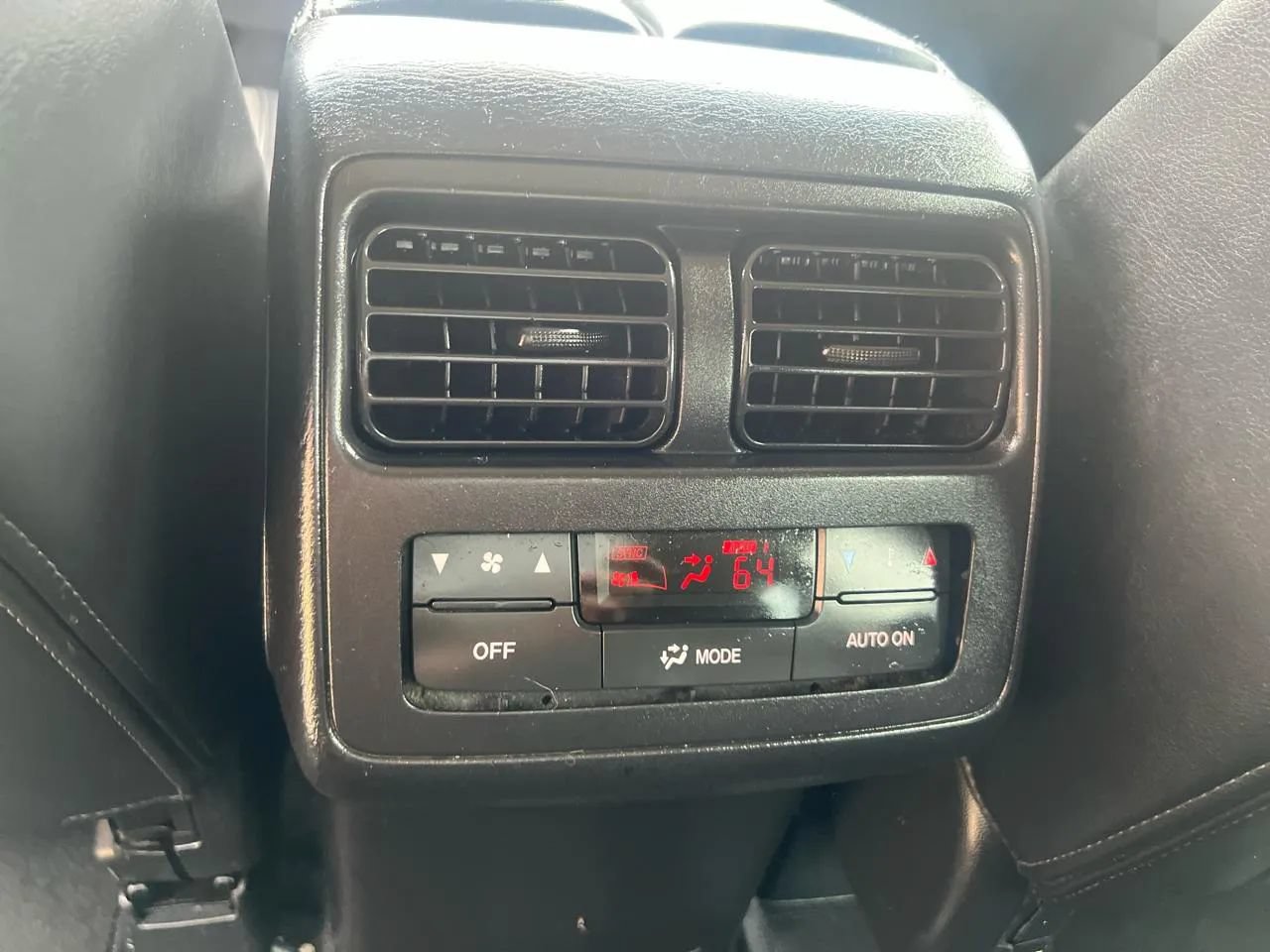Used 2011 MAZDA CX-9 Touring w/ Moonroof & Bose Audio Pkg FWD image 26