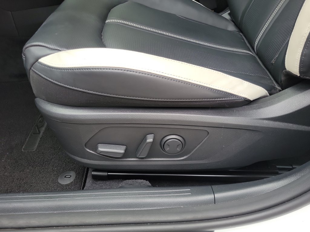 Certified 2025 Kia K5 GT-Line FWD image 16