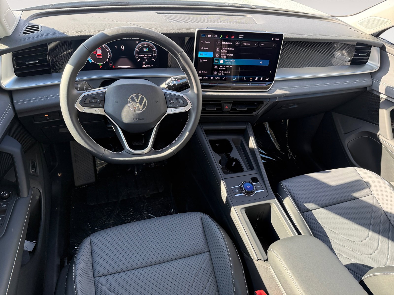 New 2026 Volkswagen Tiguan SE AWD/4WD image 15
