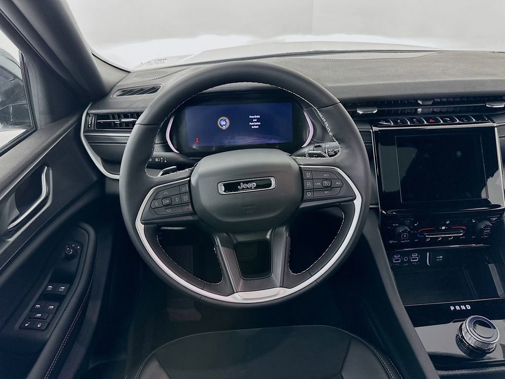 New 2025 Jeep Grand Cherokee L Altitude image 29
