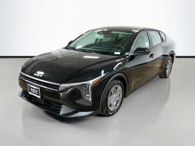 Certified 2025 Kia K4 LX image 3