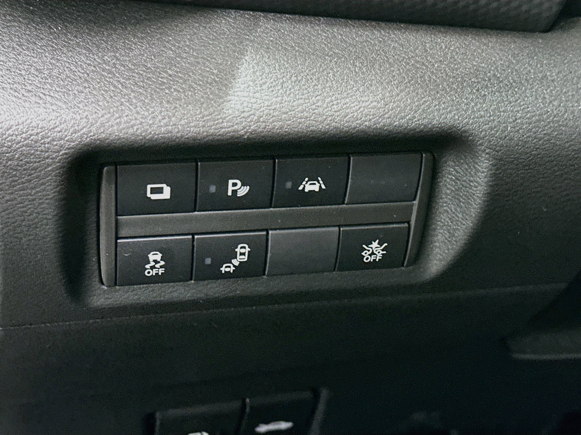 Used 2024 Nissan Kicks S FWD image 17