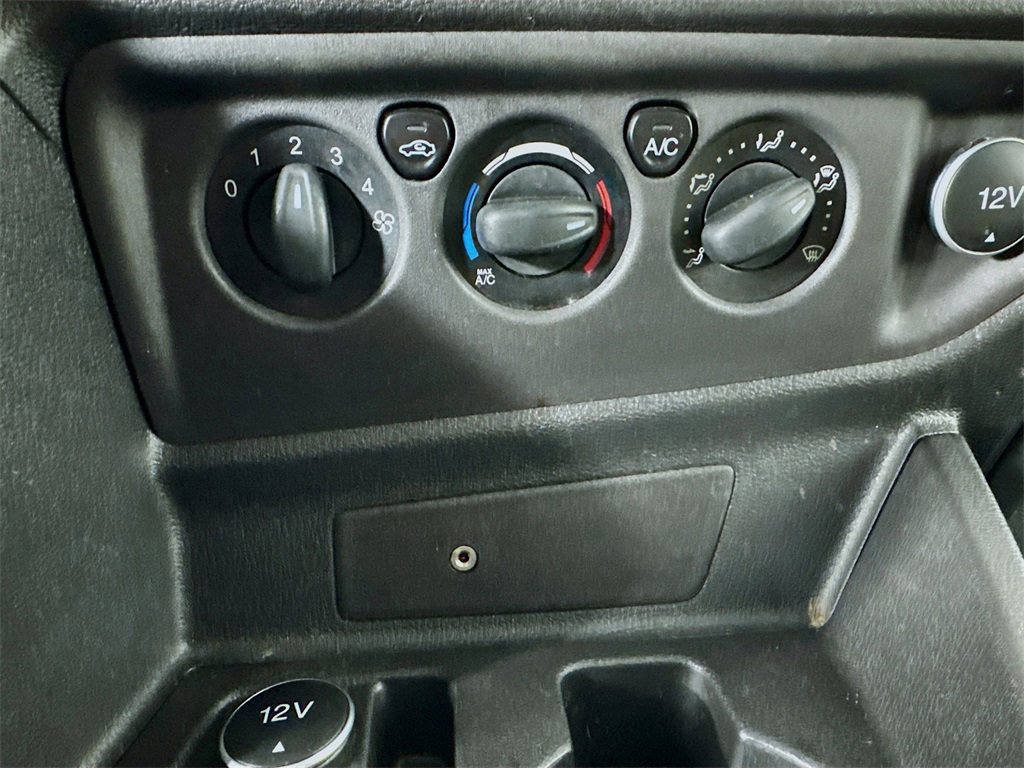 Used 2018 Ford Transit 250 148 Low Roof image 12