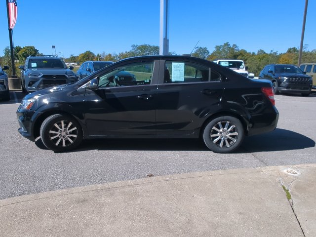 Used 2019 Chevrolet Sonic LT FWD image 23