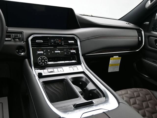 New 2025 Nissan Armada Platinum Reserve AWD/4WD image 25
