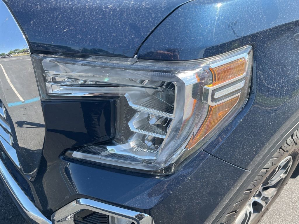 Used 2021 GMC Sierra 1500 SLT w/ SLT Convenience Package AWD/4WD image 13