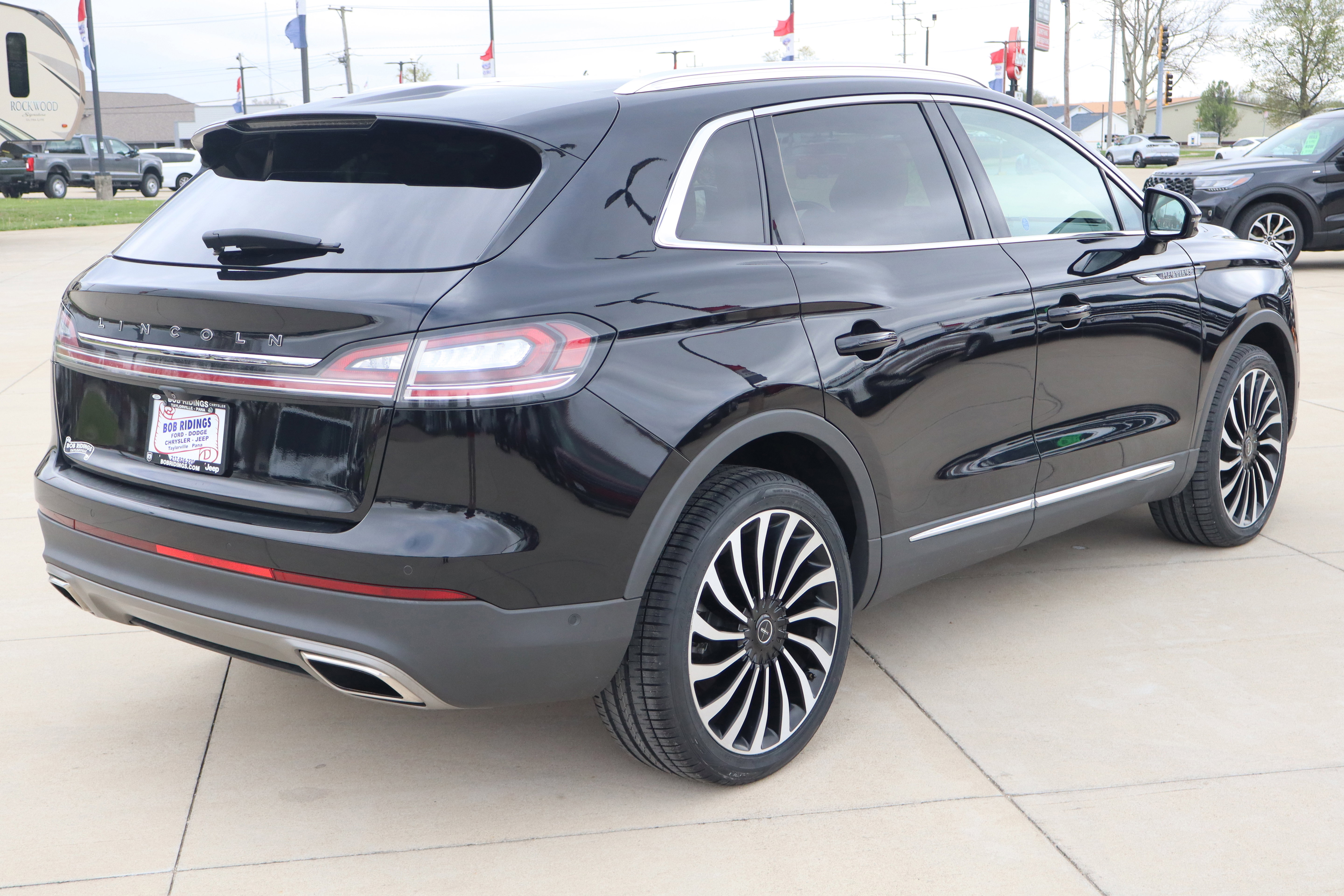 Used 2022 Lincoln Nautilus Black Label AWD/4WD image 5