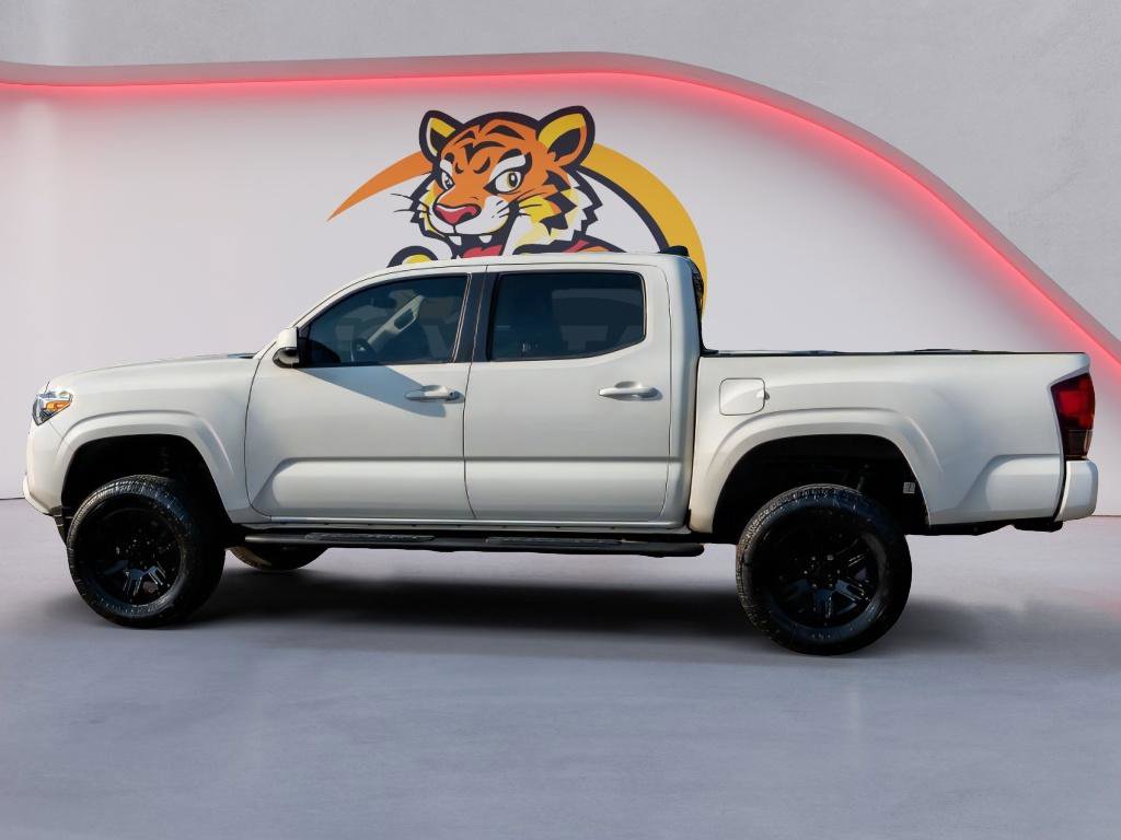 Used 2022 Toyota Tacoma SR w/ SR Convenience Package image 8