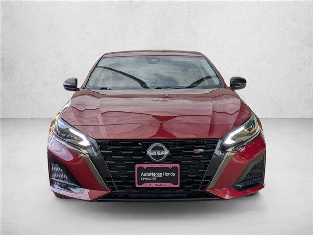 Used 2024 Nissan Altima 2.5 SR image 2