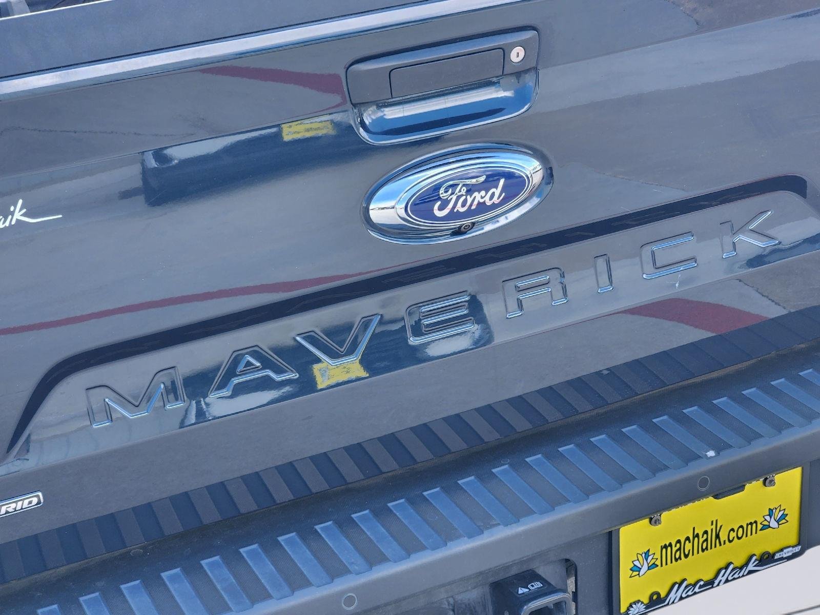 Used 2022 Ford Maverick Lariat w/ Lariat Luxury Package FWD image 12