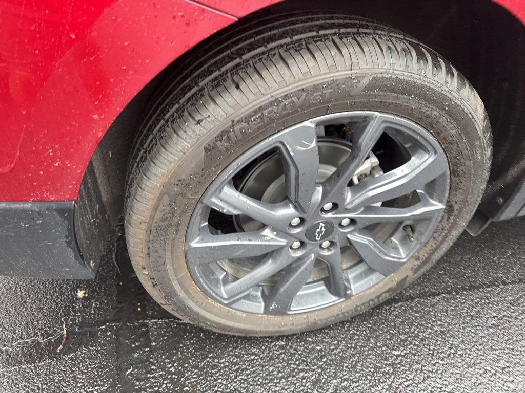 Used 2024 Chevrolet Equinox RS w/ RS Leather Package image 18