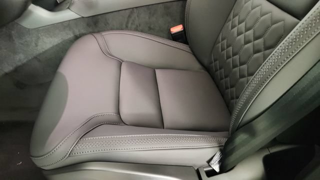 New 2026 Volvo XC90 B5 Core AWD/4WD image 13