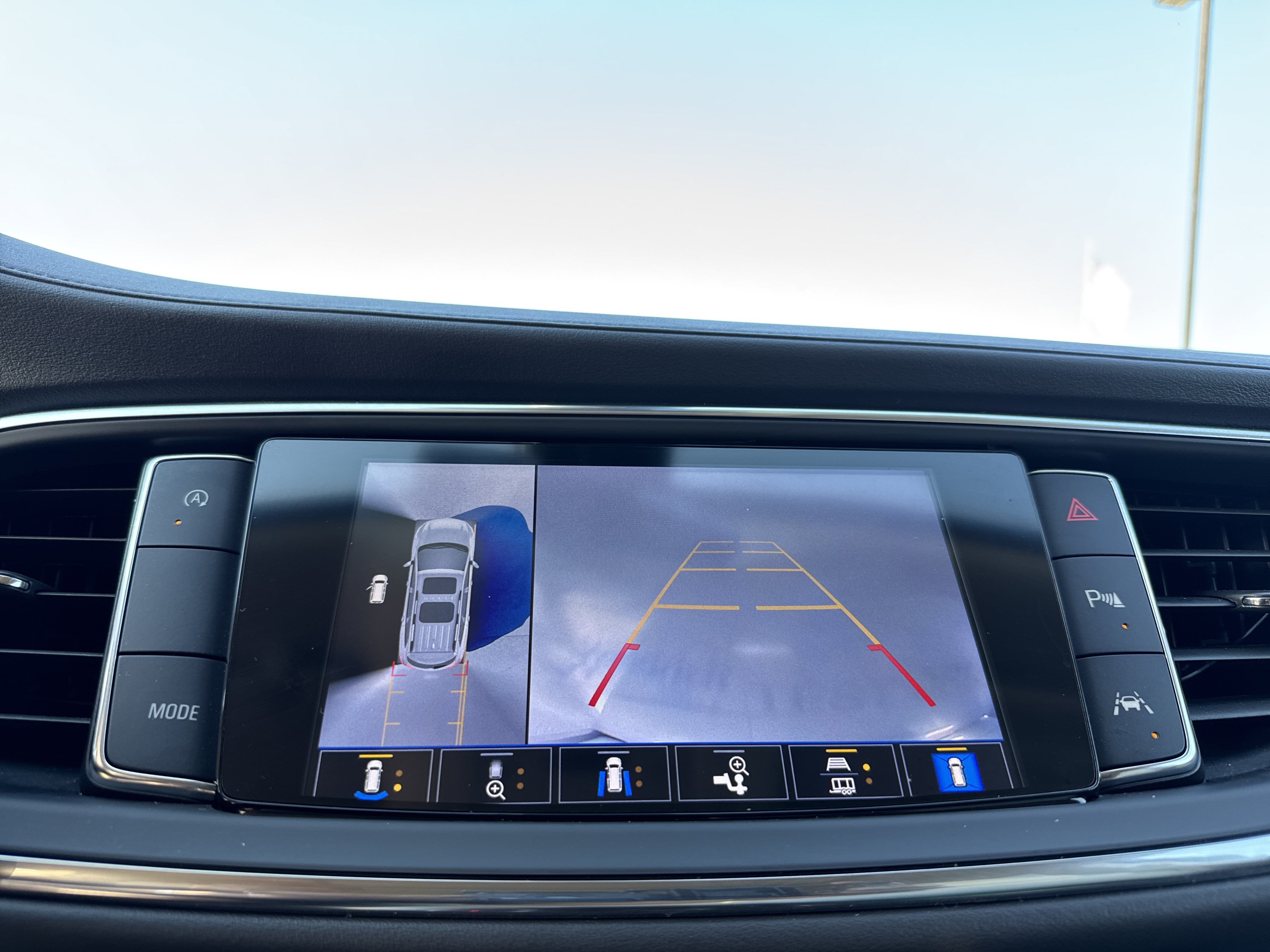 Used 2023 Buick Enclave Avenir w/ Avenir Technology Package FWD image 25