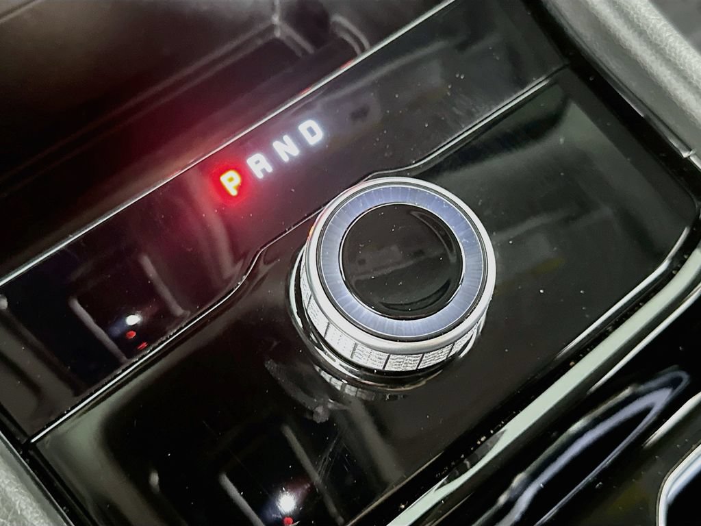 Used 2023 Jeep Grand Cherokee Limited RWD image 35
