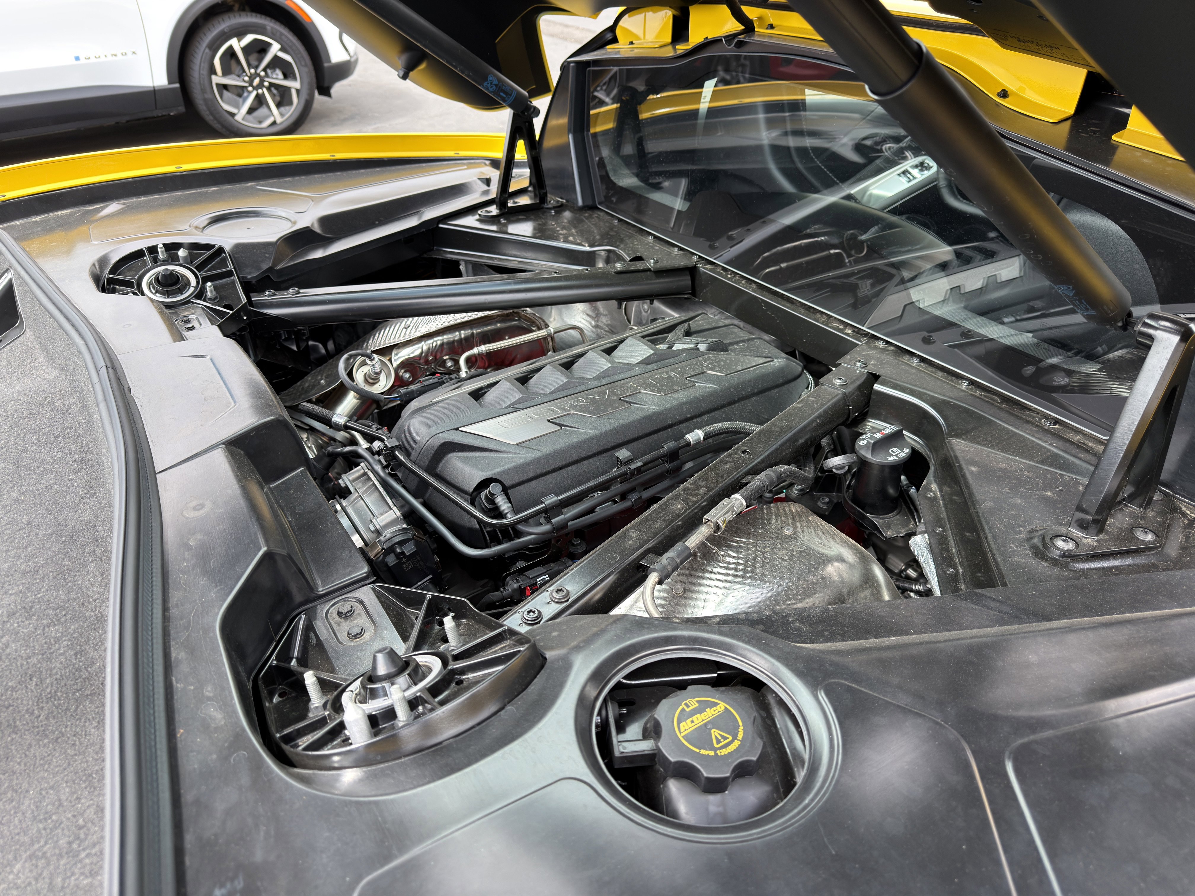 New 2026 Chevrolet Corvette Stingray Coupe w/ Z51 Performance Package RWD image 15