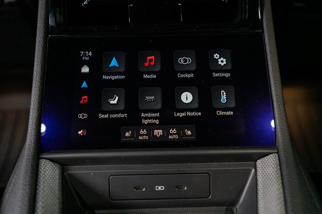 New 2025 Porsche Panamera 4 image 38