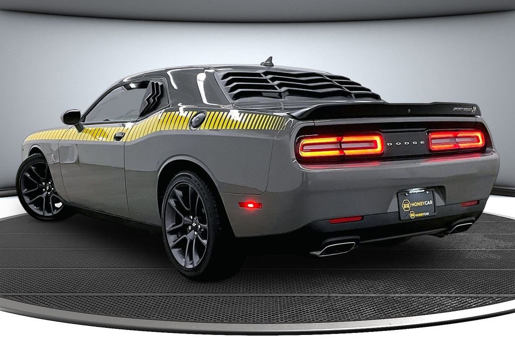 Used 2023 Dodge Challenger R/T Scat Pack RWD image 4